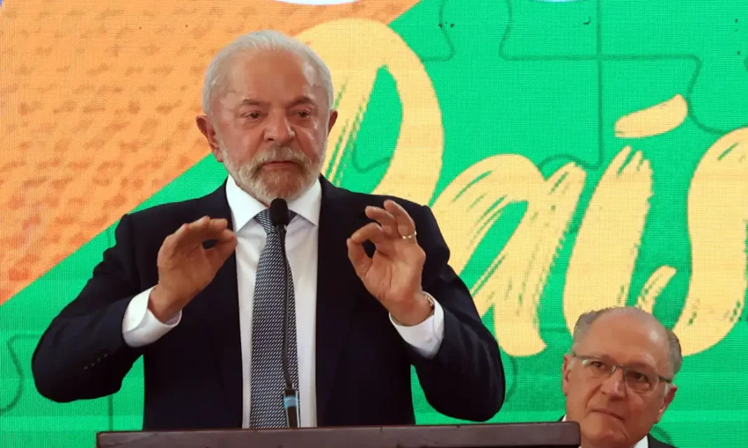 Lula confirma articulação para disputar reeleição em 2026 e desafia oposição com frase polêmica -Antonio Cruz-Agência Brasil